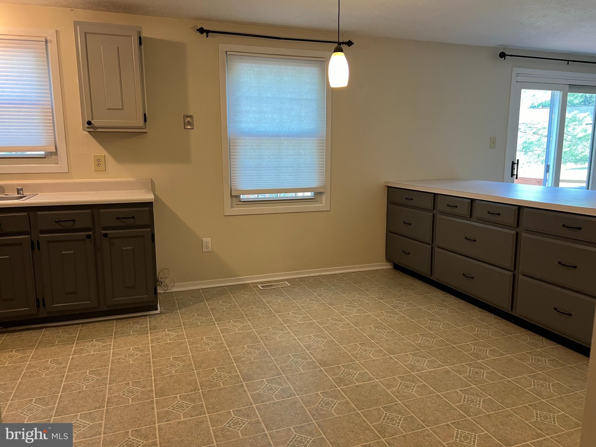 KINGSTREAM - Residential Lease