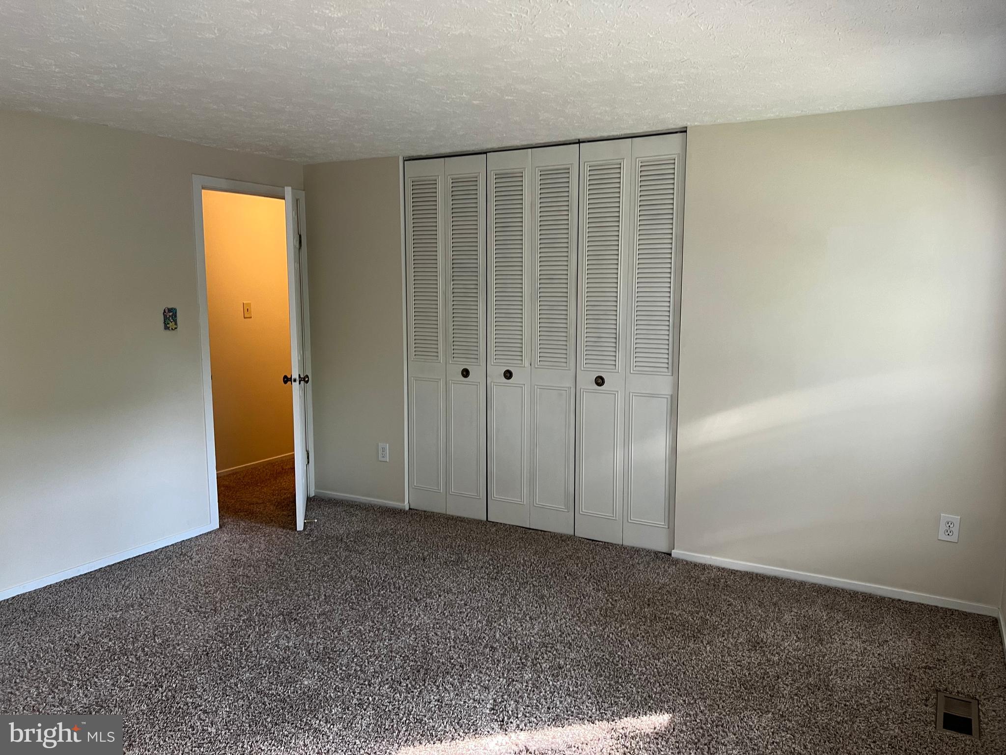 KINGSTREAM - Residential Lease