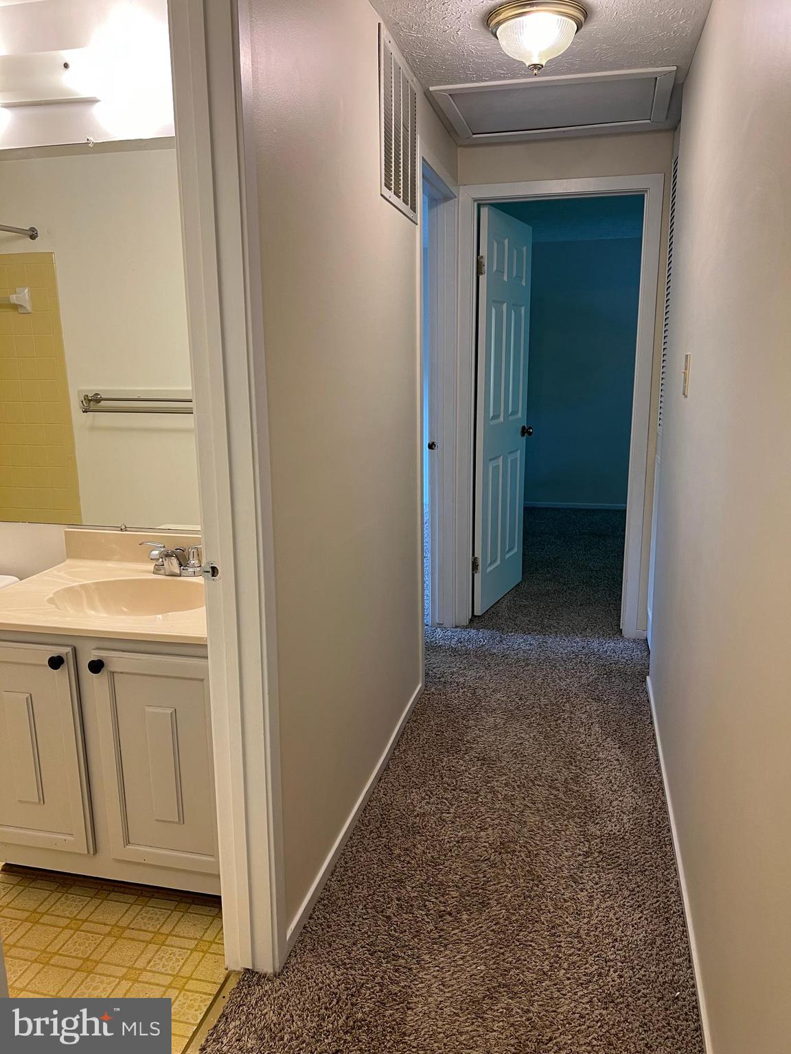 KINGSTREAM - Residential Lease