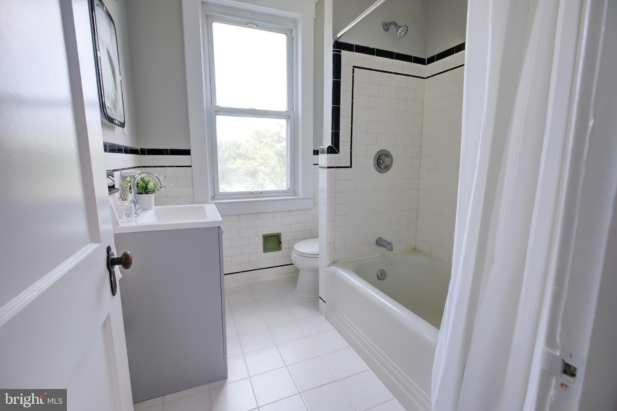 BELAIR-EDISON - Residential