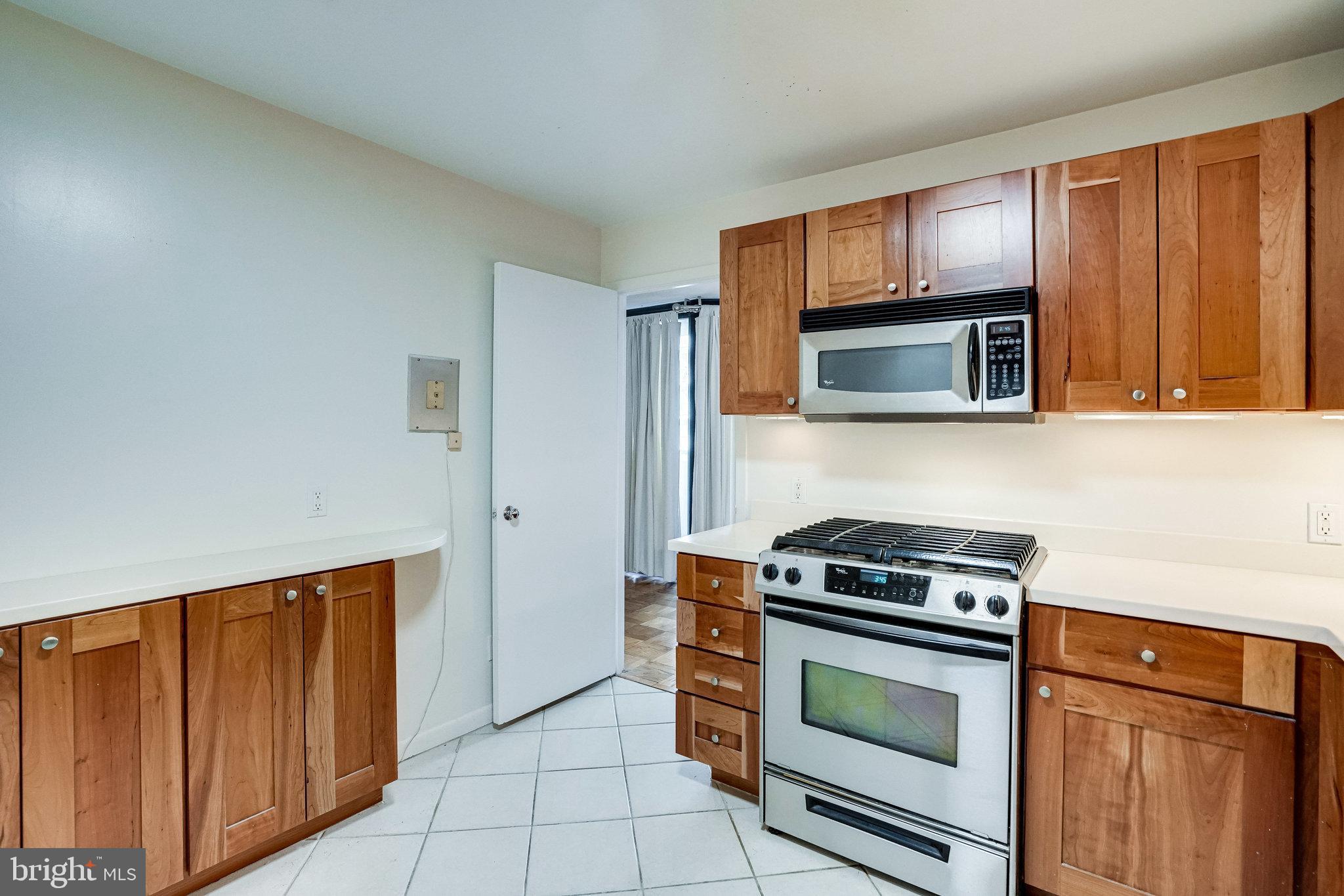 FRIENDSHIP HEIGHTS - Residential Lease