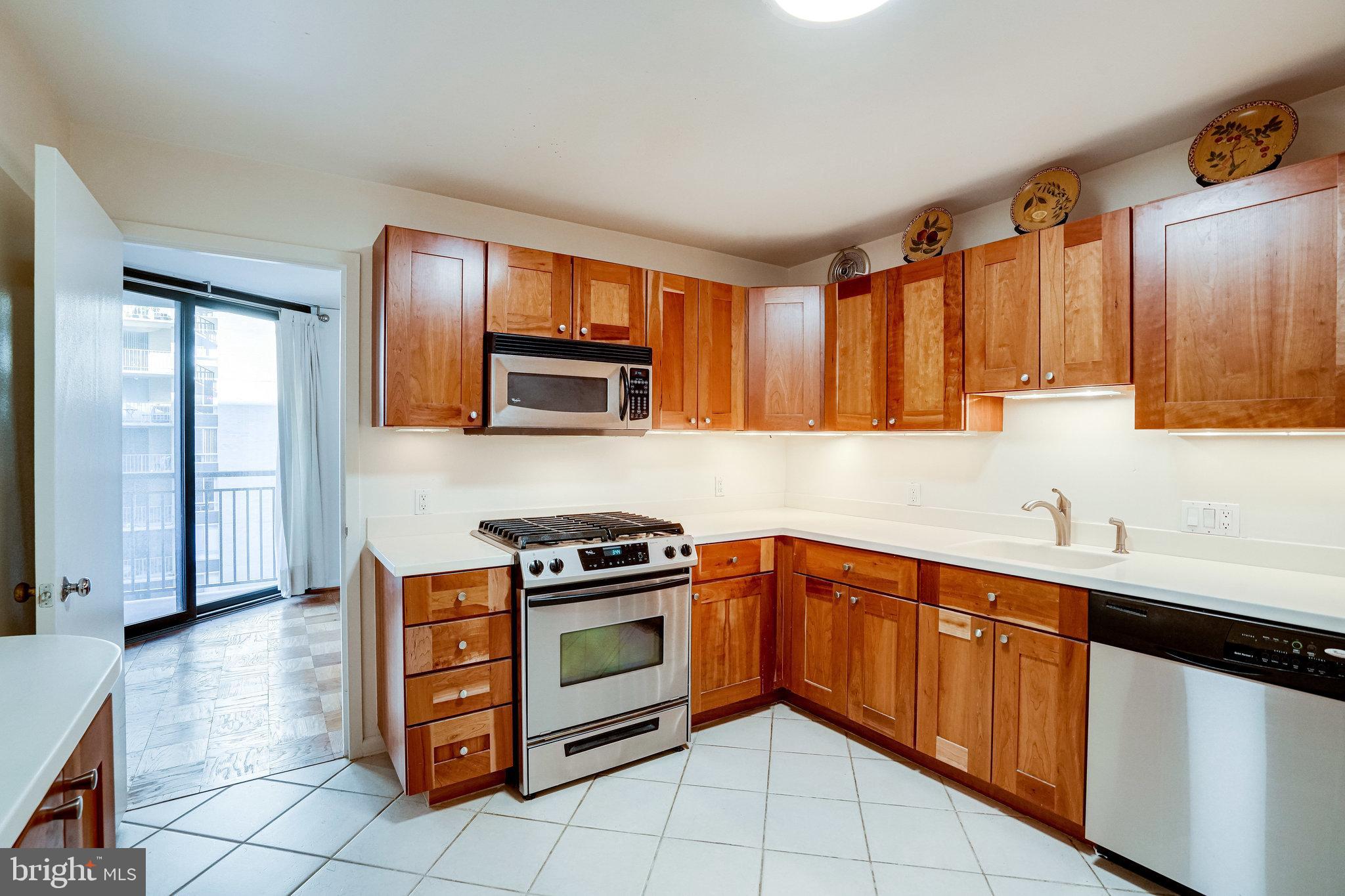 FRIENDSHIP HEIGHTS - Residential Lease