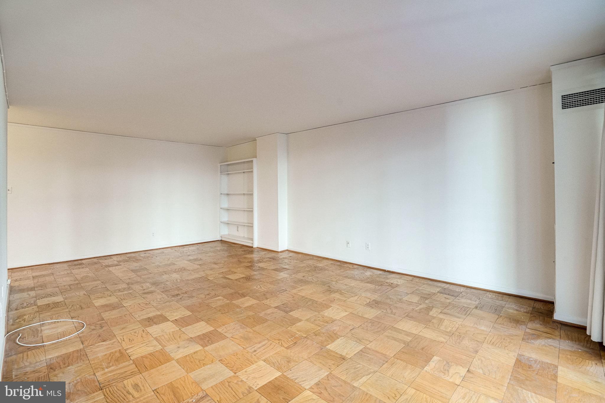 FRIENDSHIP HEIGHTS - Residential Lease