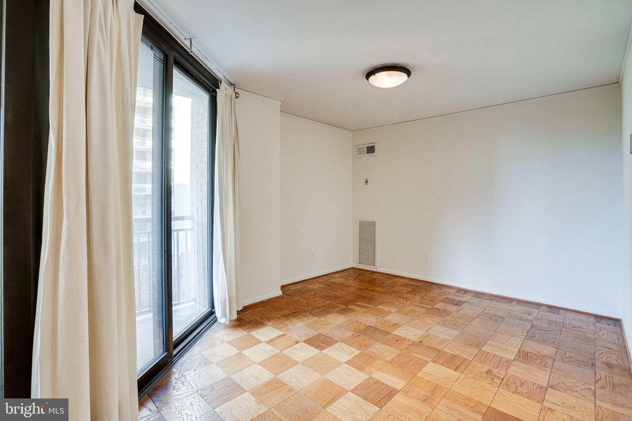 FRIENDSHIP HEIGHTS - Residential Lease