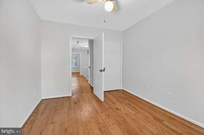 SUMNER SQUARE - Residential