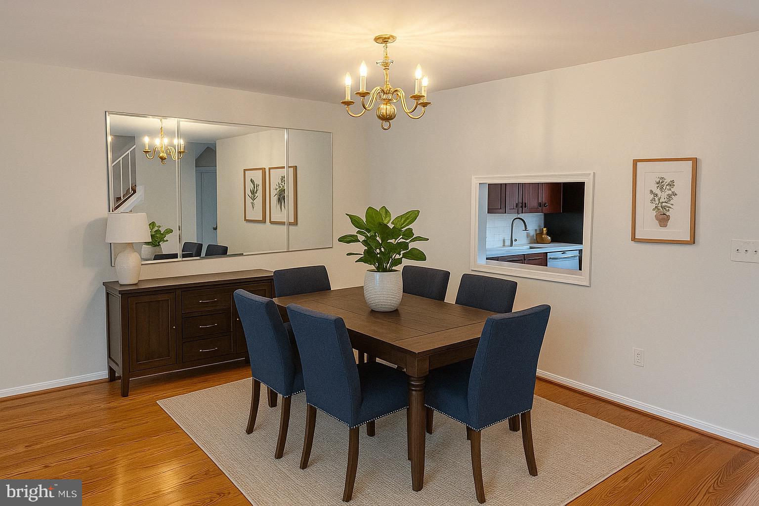 SUMNER SQUARE - Residential