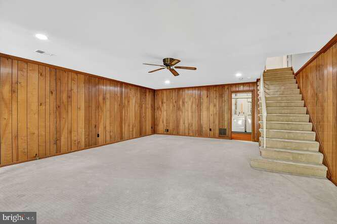 SUMNER SQUARE - Residential