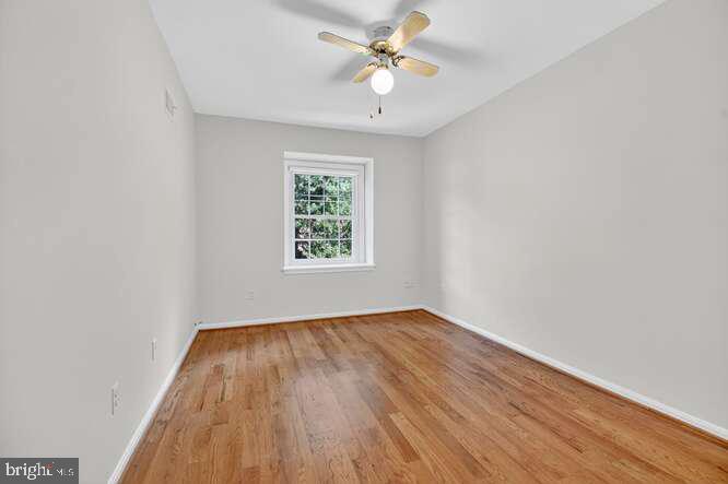 SUMNER SQUARE - Residential