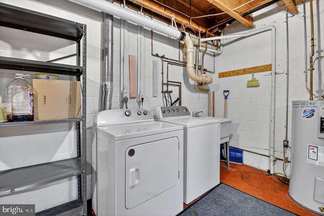 SUMNER SQUARE - Residential