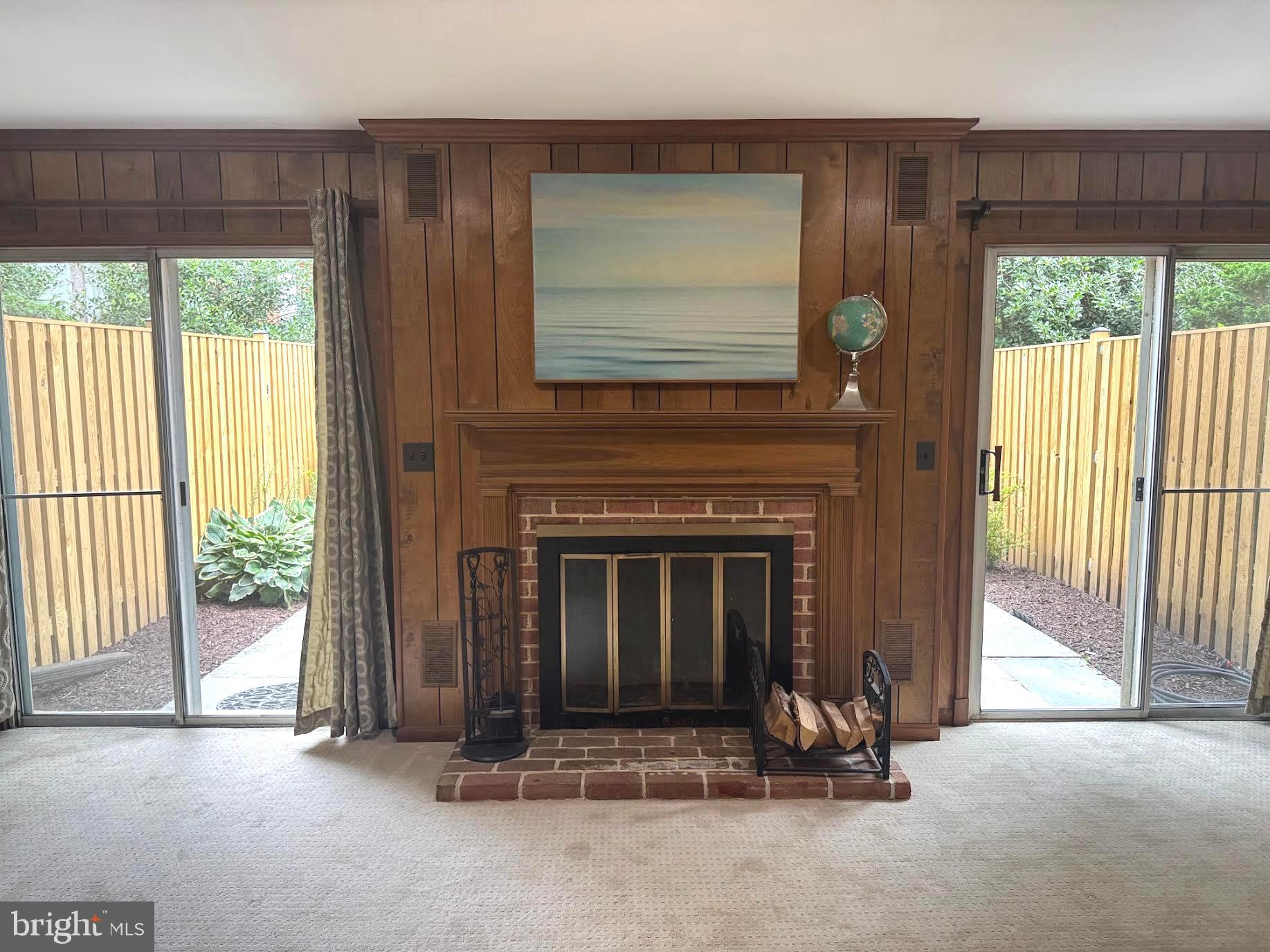 SUMNER SQUARE - Residential