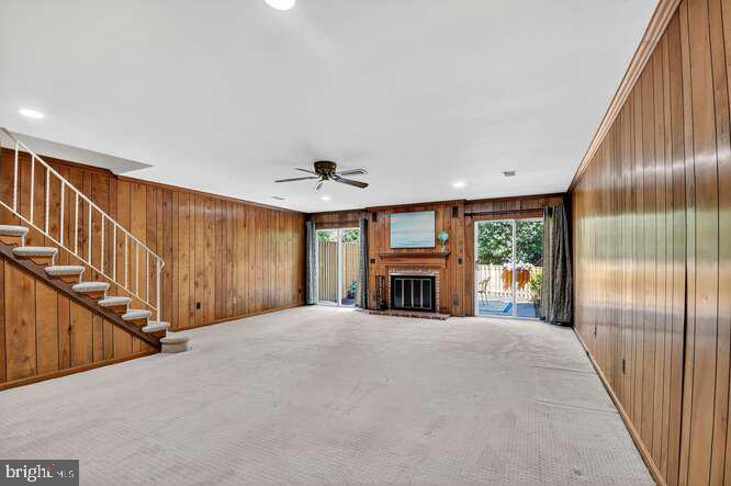 SUMNER SQUARE - Residential