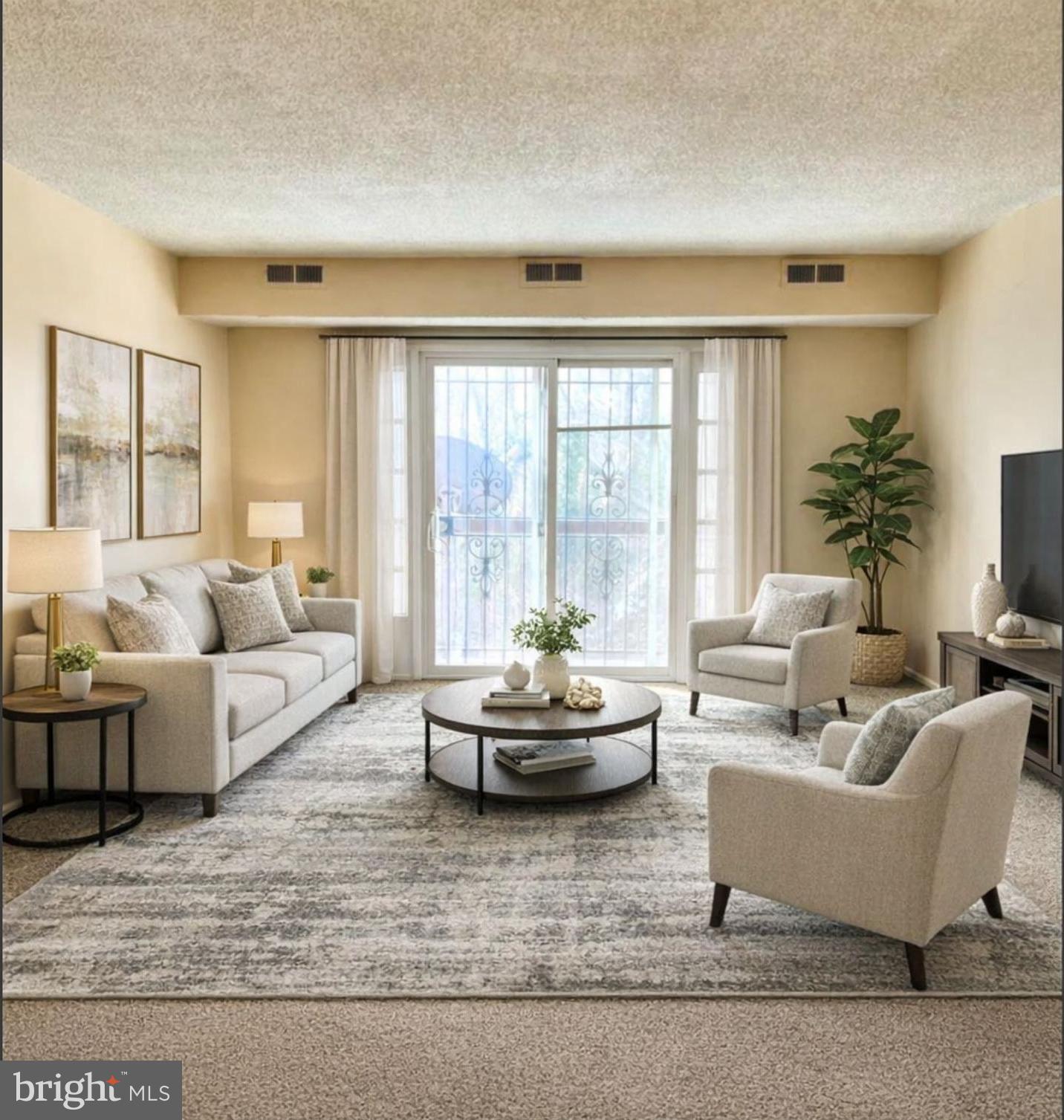 SWANN HILL CONDOMINIUMS - Residential