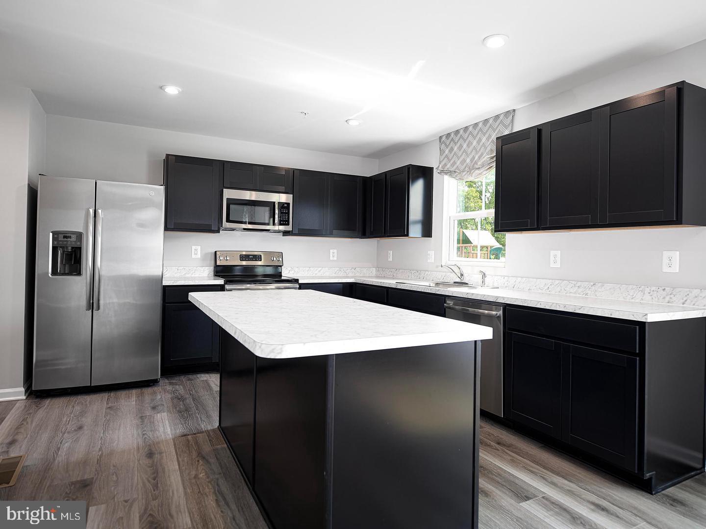 RIDGELY FOREST - Residential