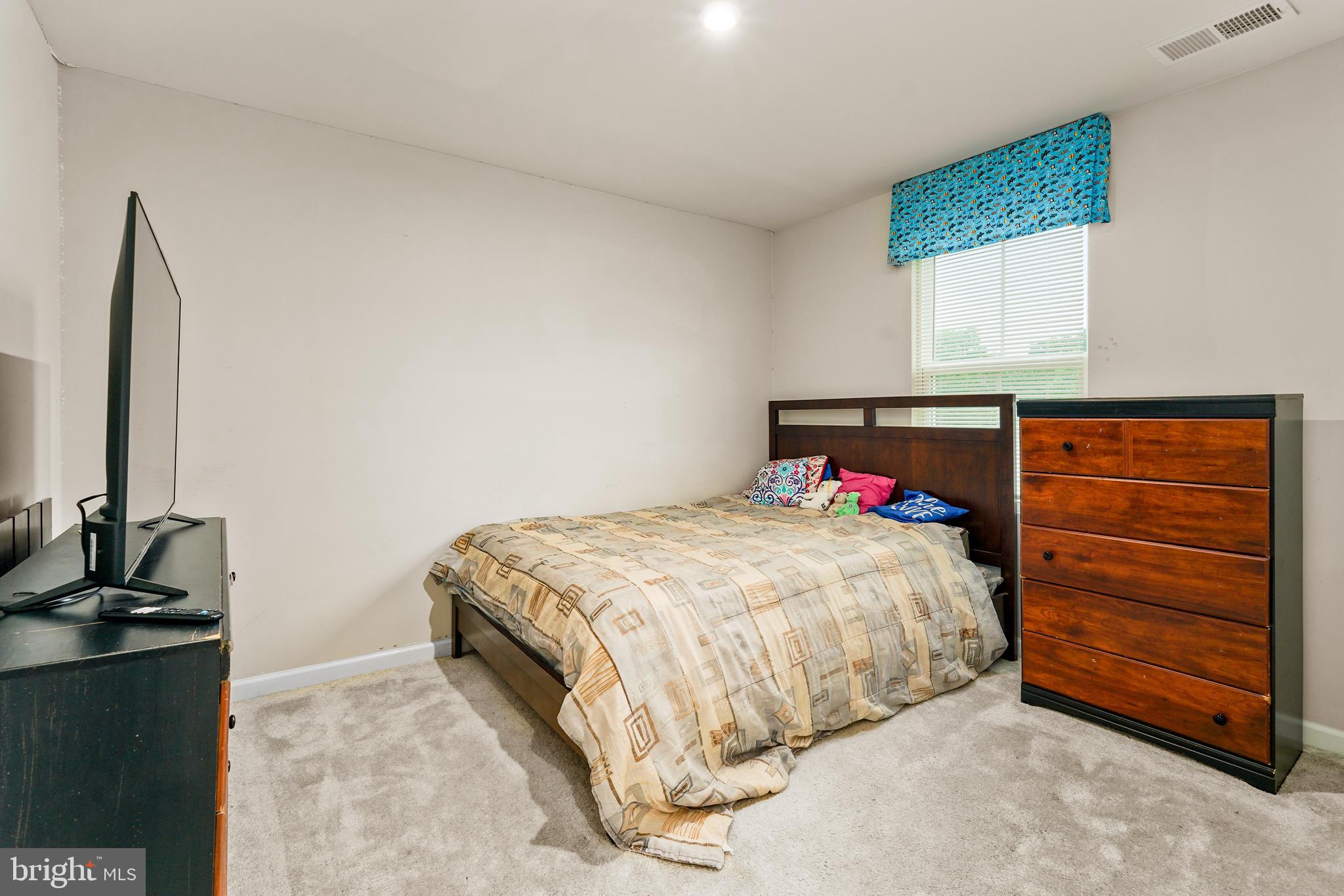 RIDGELY FOREST - Residential