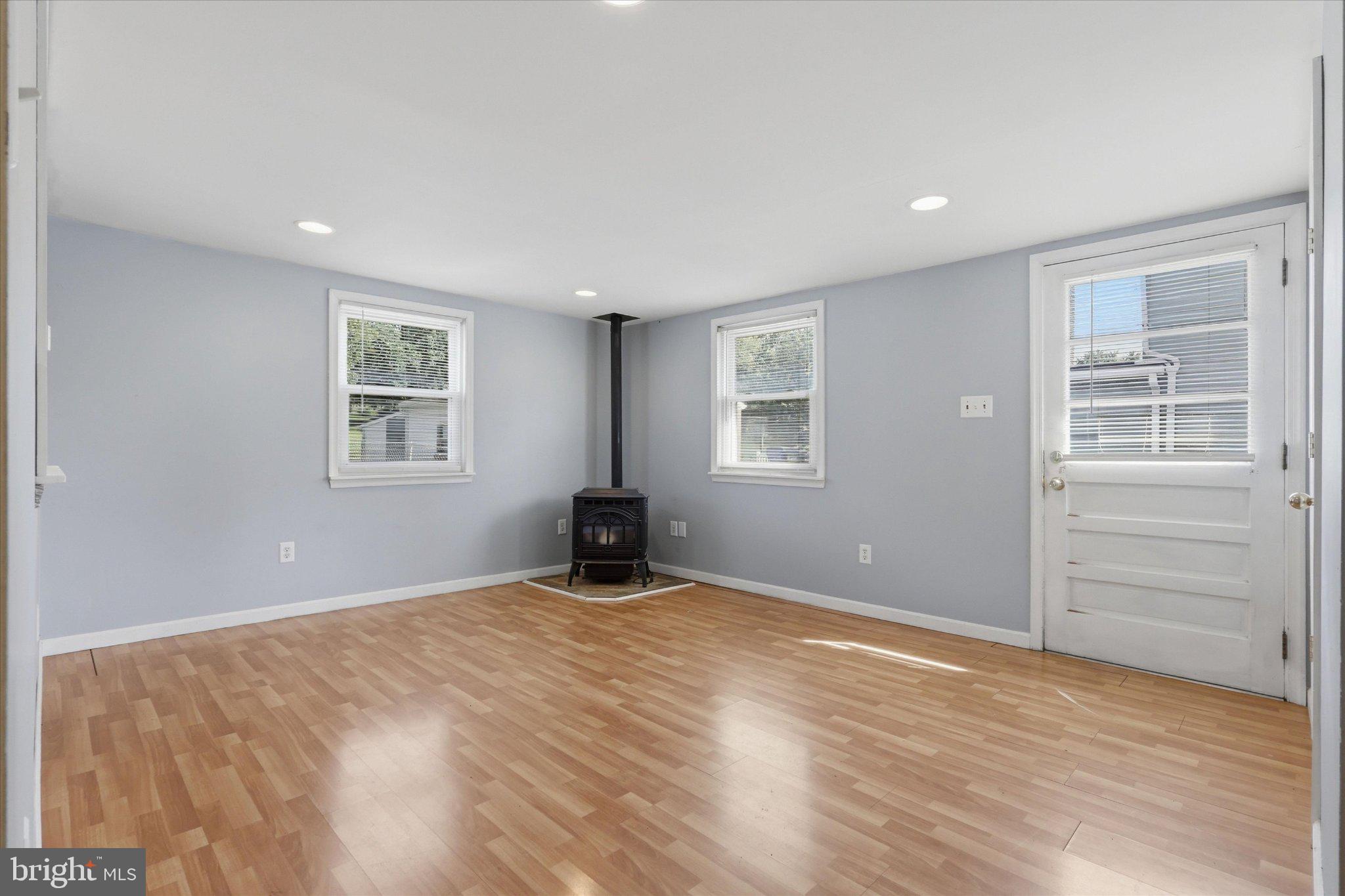 115 W MAIN STREET
