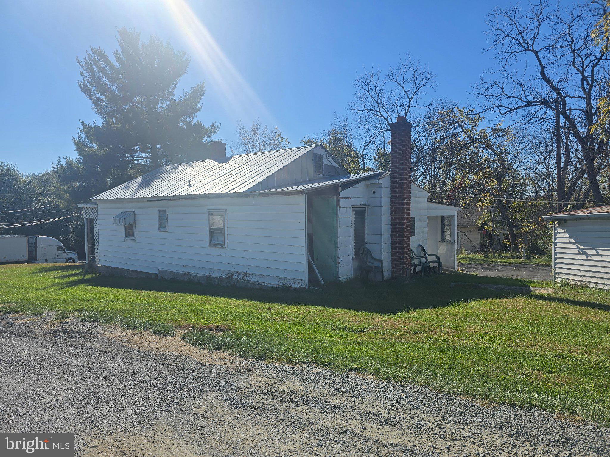 1785 BERRYVILLE PIKE