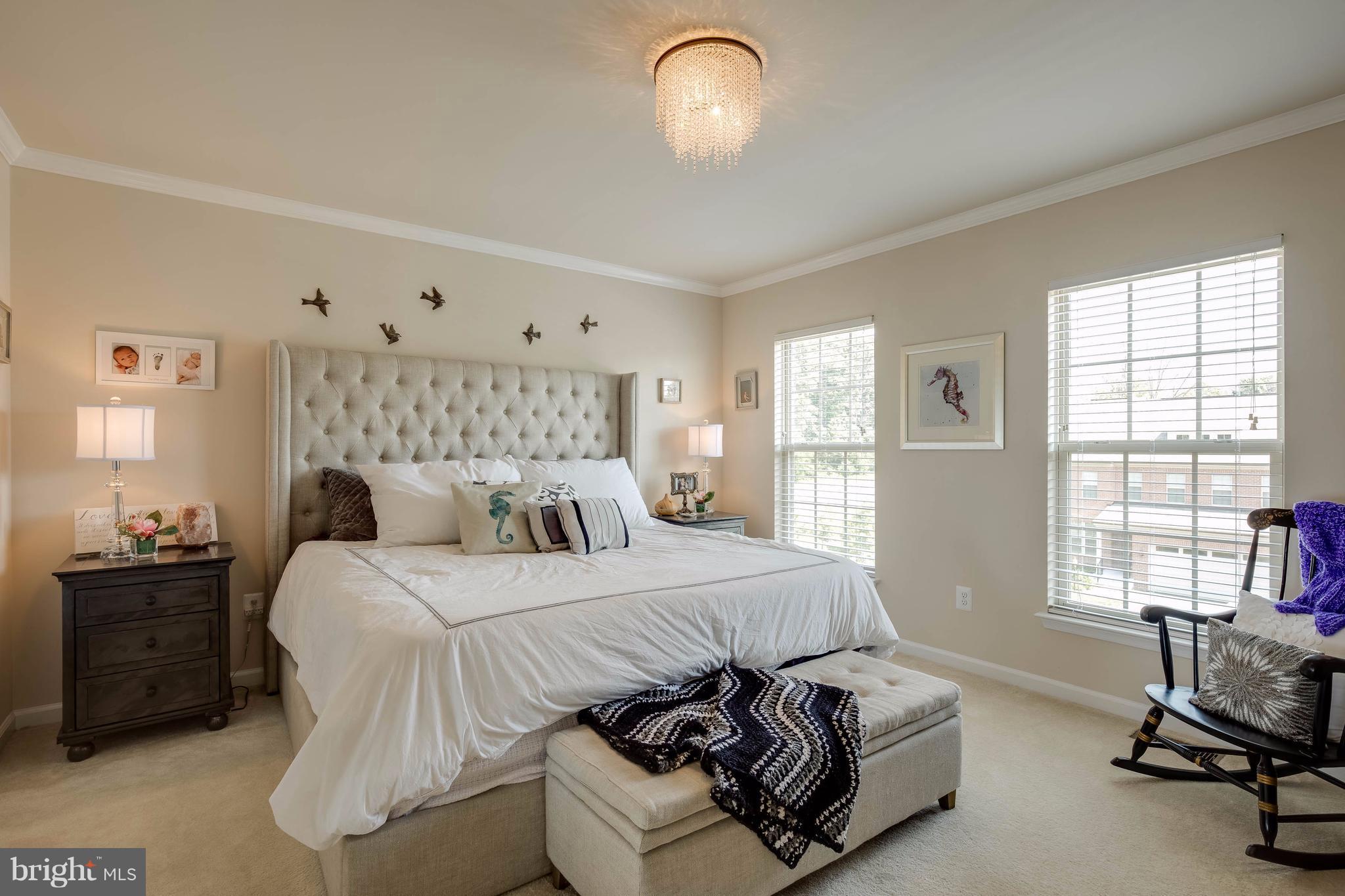 MADISON CRESCENT - Residential