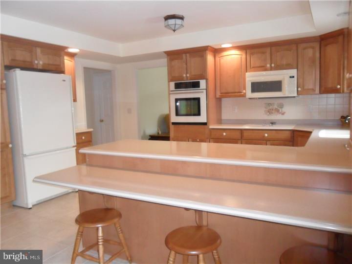 LAKE WYNONAH - Residential