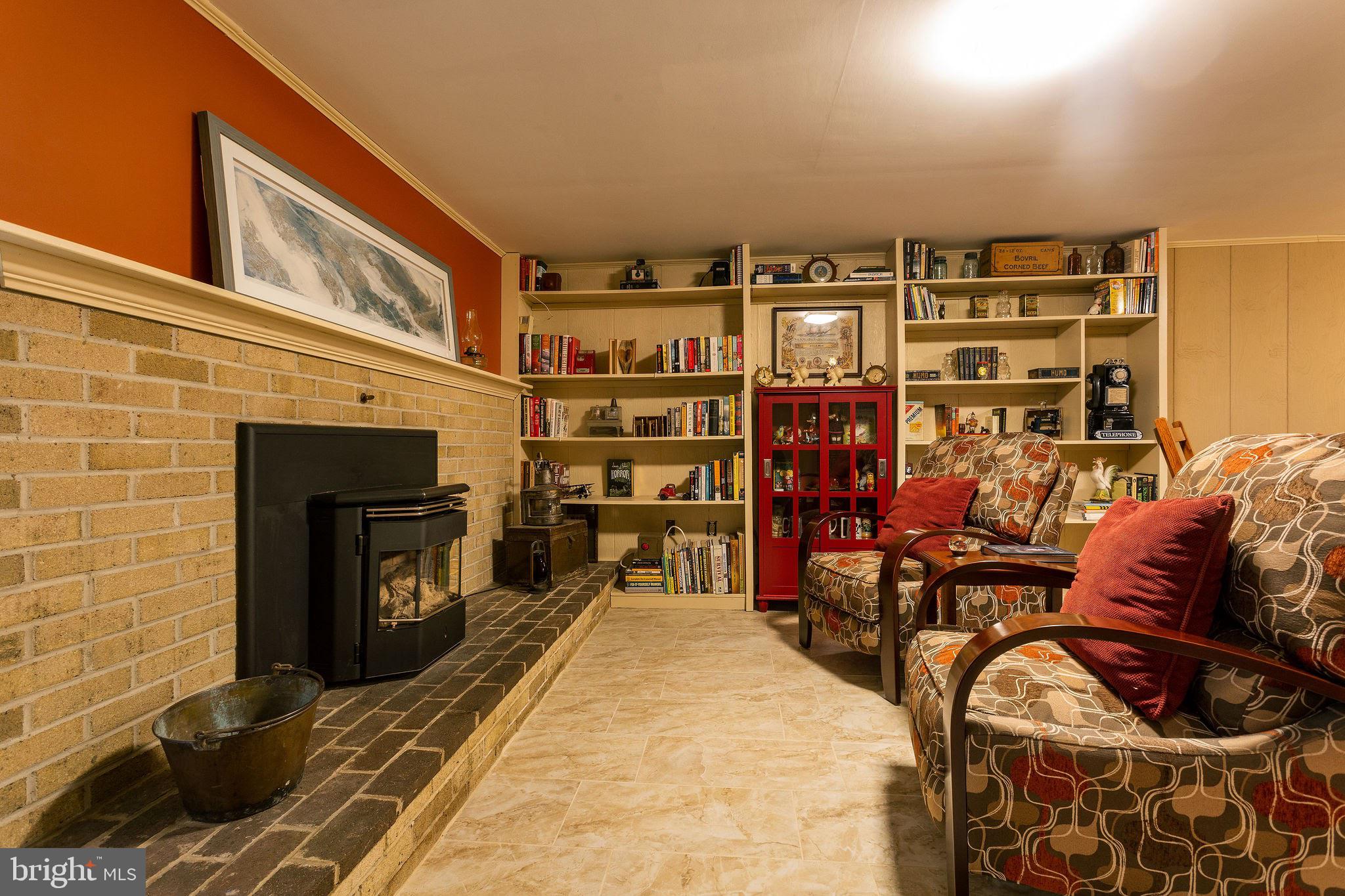 RIDGE CREST ESTATES - Residential