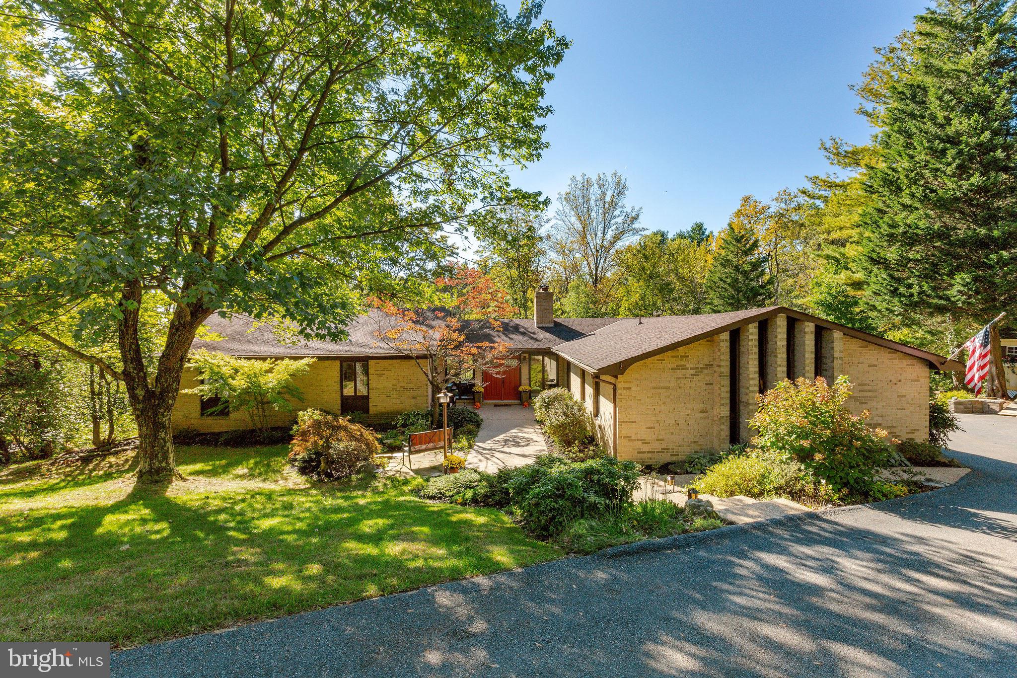 RIDGE CREST ESTATES - Residential