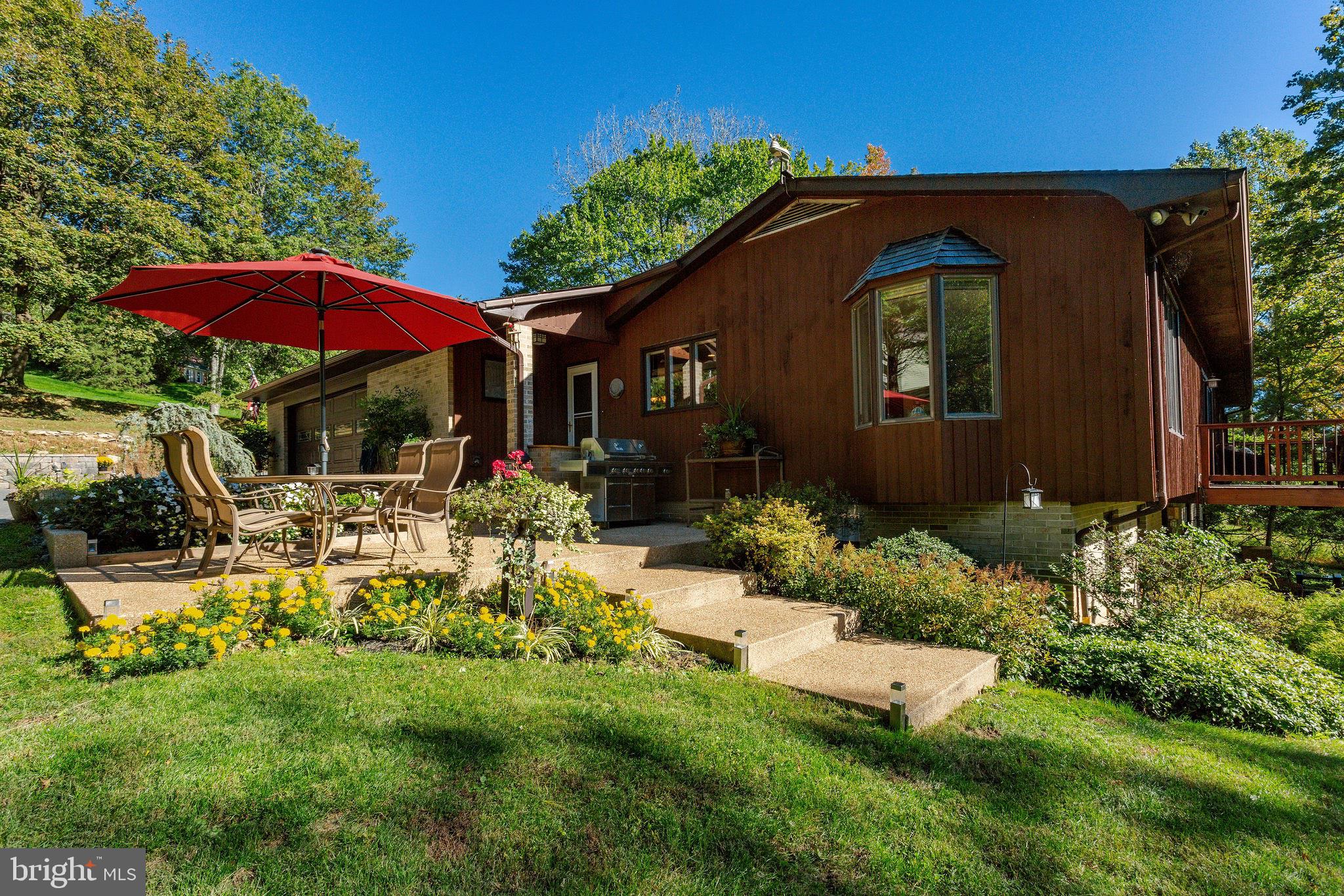 RIDGE CREST ESTATES - Residential