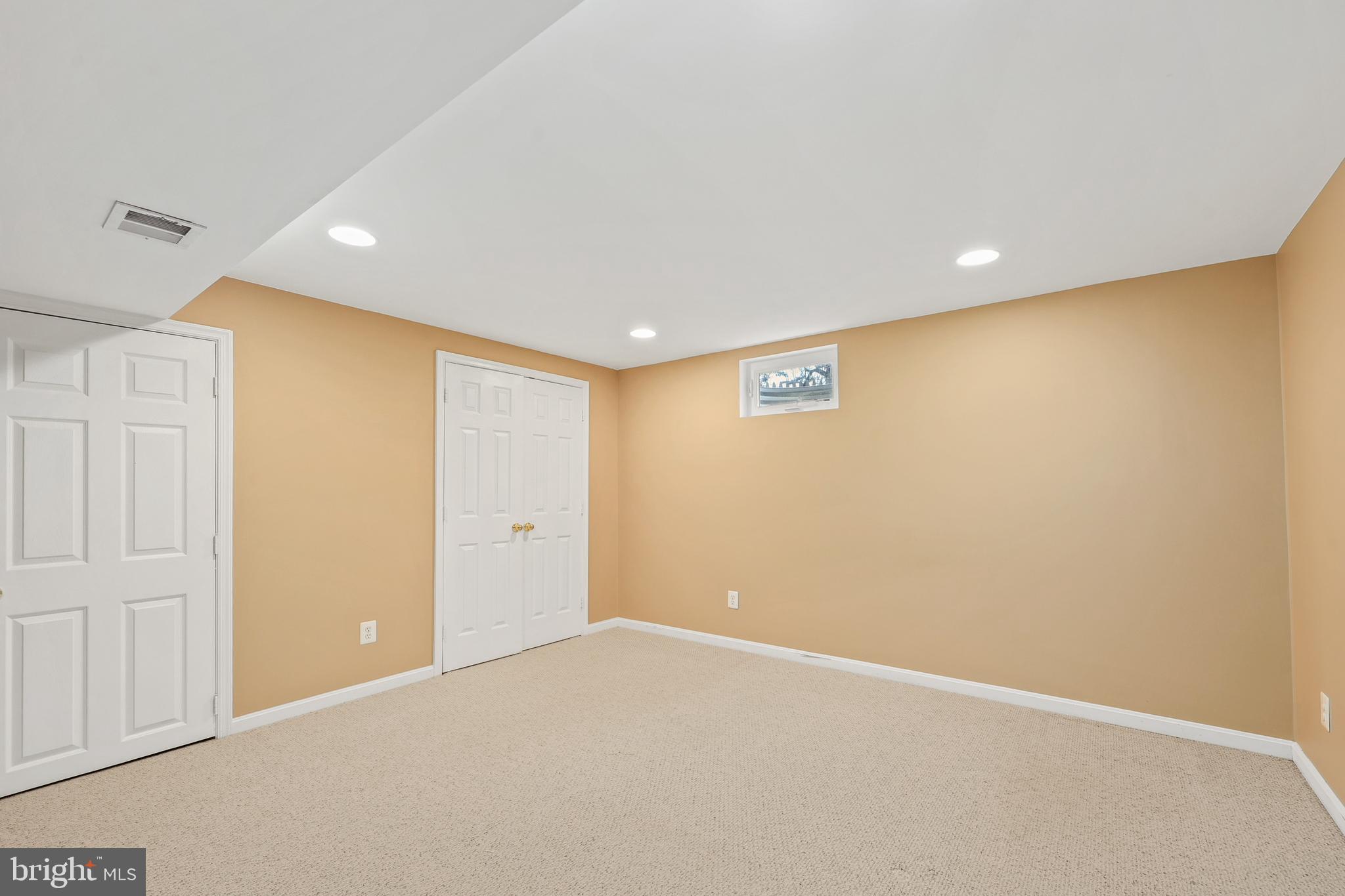 WESCOTT WOODS - Residential