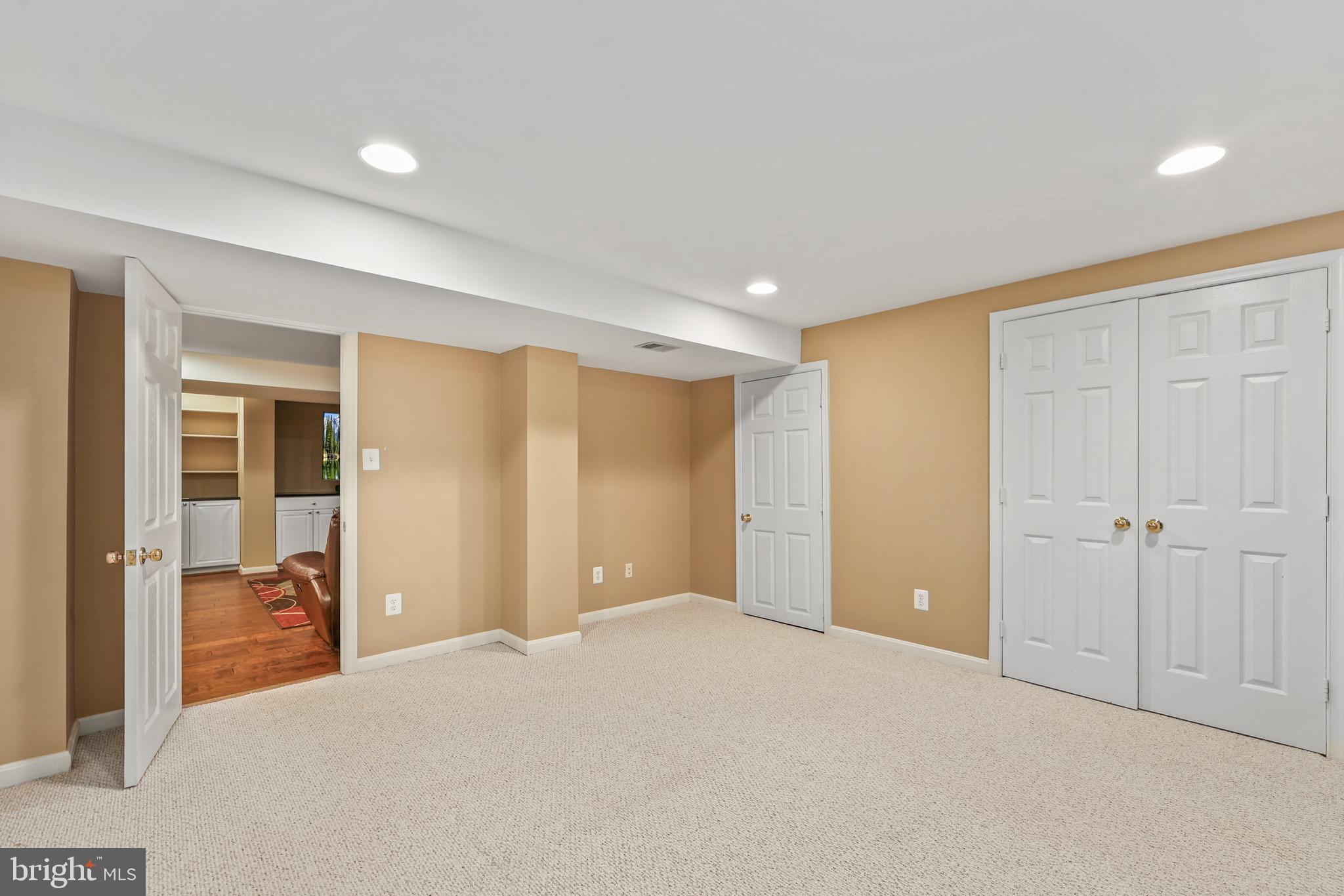 WESCOTT WOODS - Residential