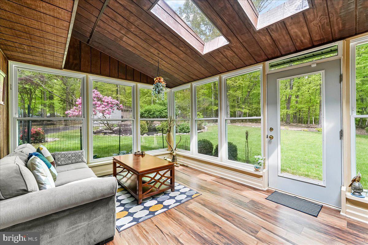 VALLEY FORGE MTN - Residential