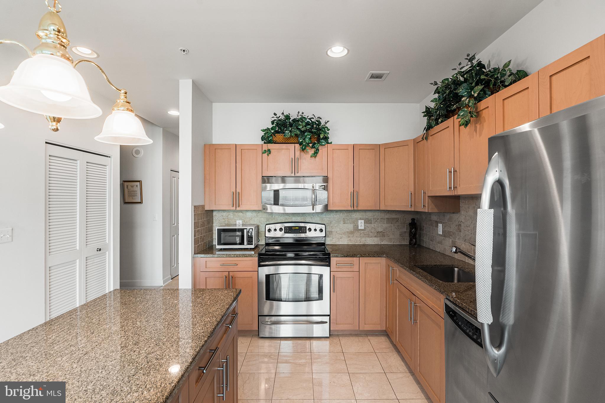 901 N PENN ST. F1609