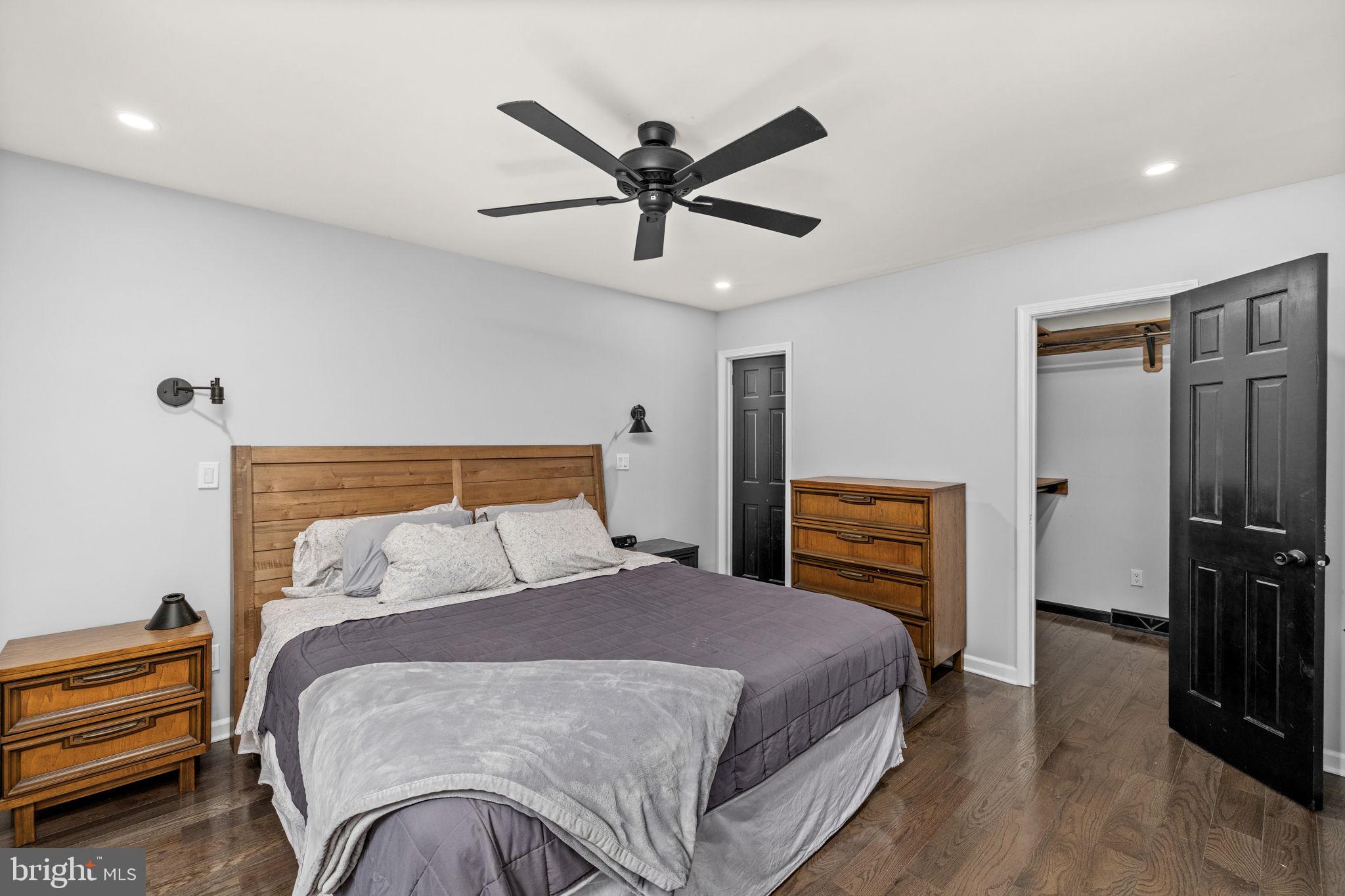HUNTERS LODGE - Residential