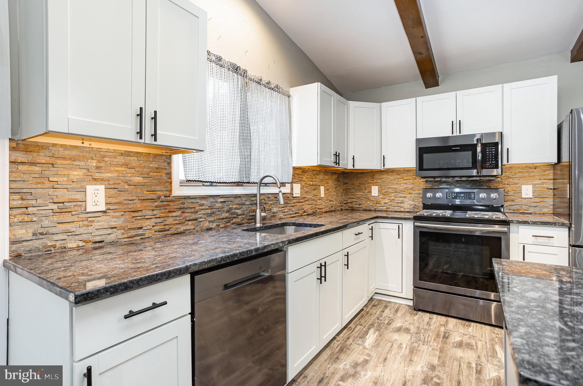 HAREWOOD PARK - Residential