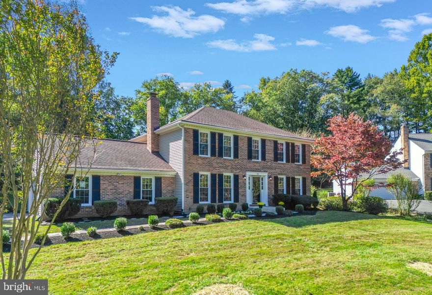 BACK UP OFFERS ACCEPTED Welcome to this beautifully remodeled 4-bedroom, 3.5-bath home located on  peaceful and picturesque Harriman Street in Great Falls. This home blends modern updates with timeless elegance, offering a comfortable and luxurious living experience.

As you step inside, you are greeted by an open and airy floor plan, featuring spacious living areas bathed in natural light. The fully renovated kitchen is a chef's dream, boasting KitchenAid stainless steel appliances, custom shaker style cabinetry, and elegant Quartz countertops, this area is perfect for both casual meals and entertaining guests.
The main level features all hardwood floors , newer replacement windows and all freshly painted. This level offers an office /5th bedroom option , the large family room with Fireplace is ready for cool Fall nights. The main level has access to your screened in porch overlooking the .60 acre lot.

Upstairs you will find the elegant  primary suite. The primary offers a private retreat with a spa-like ensuite bathroom, complete with a luxurious soaking tub and a walk-in shower and large  walk in closet . The additional upper level 2 bedrooms provide plenty of space for family or guests.

The fully finished basement offers another bedroom , full bath and additional living or recreational space, ideal for a media room, play area, or home gym. Outside, the property features a beautifully landscaped yard and a spacious deck perfect for outdoor gatherings or relaxing in the serene surroundings.

Nestled in the sought-after Great Falls community, this home is conveniently located near top-rated schools, parks, shopping and dining. Experience the perfect blend of suburban tranquility and updated  living in this remodeled home. 930 Harriman St is zoned for Colvin Run Elementary, Cooper Middle School and Langley High School. Close to Great Falls village, and easily accessible from Route 7.