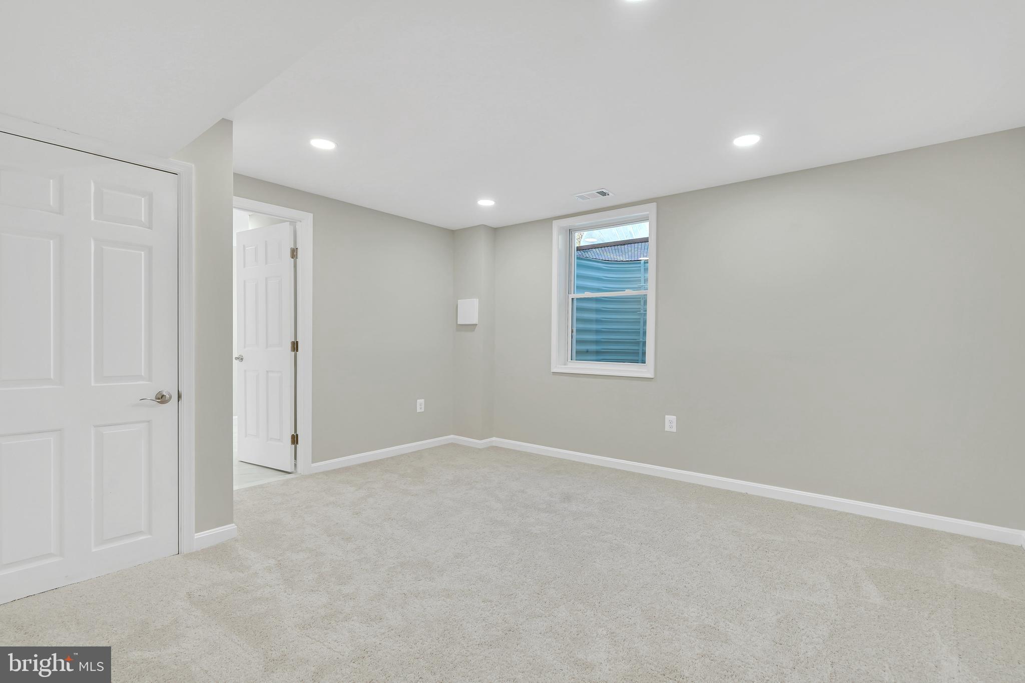 HICKORY CREEK - Residential