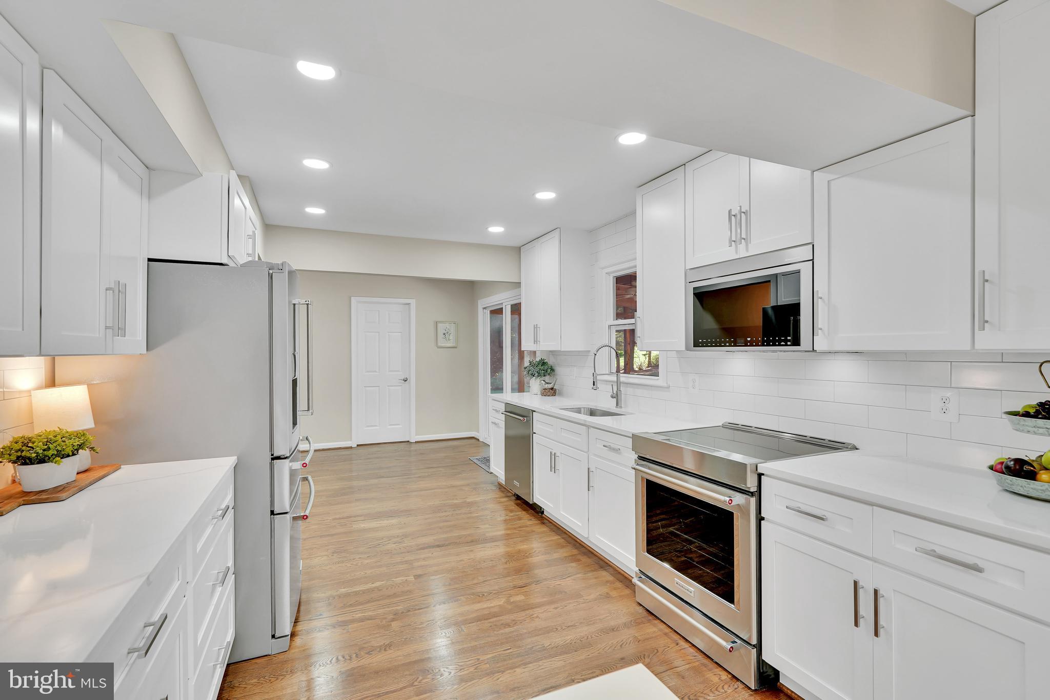 HICKORY CREEK - Residential