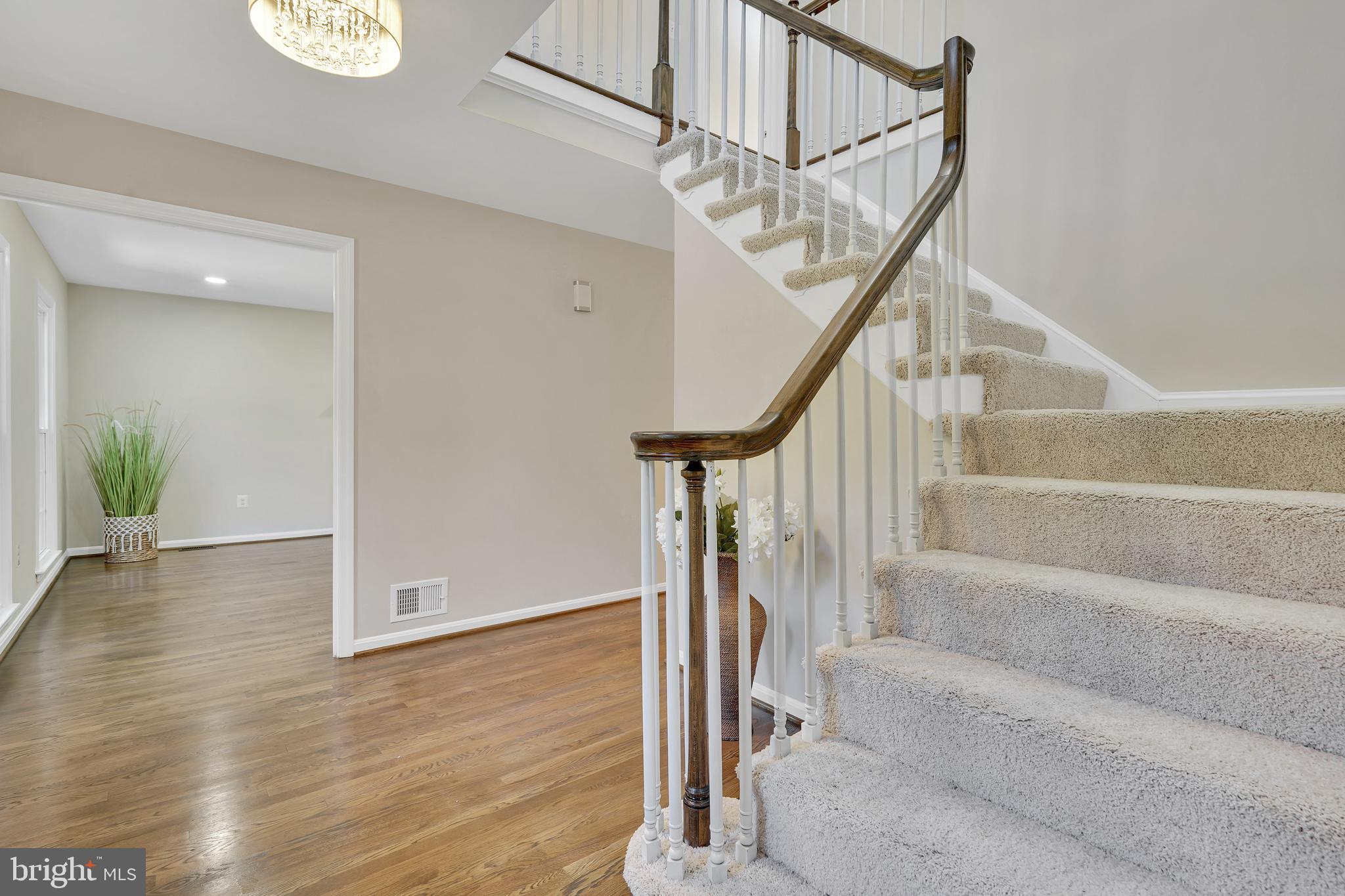 HICKORY CREEK - Residential