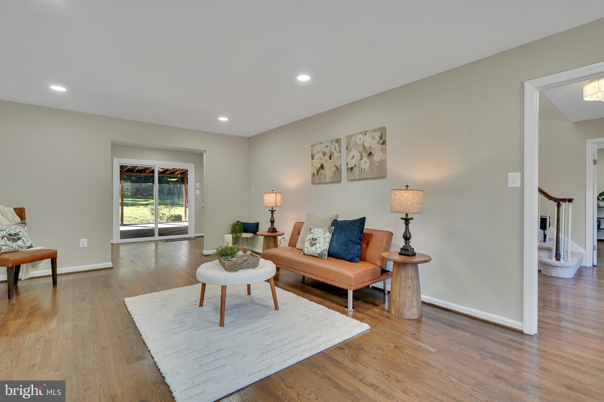 HICKORY CREEK - Residential