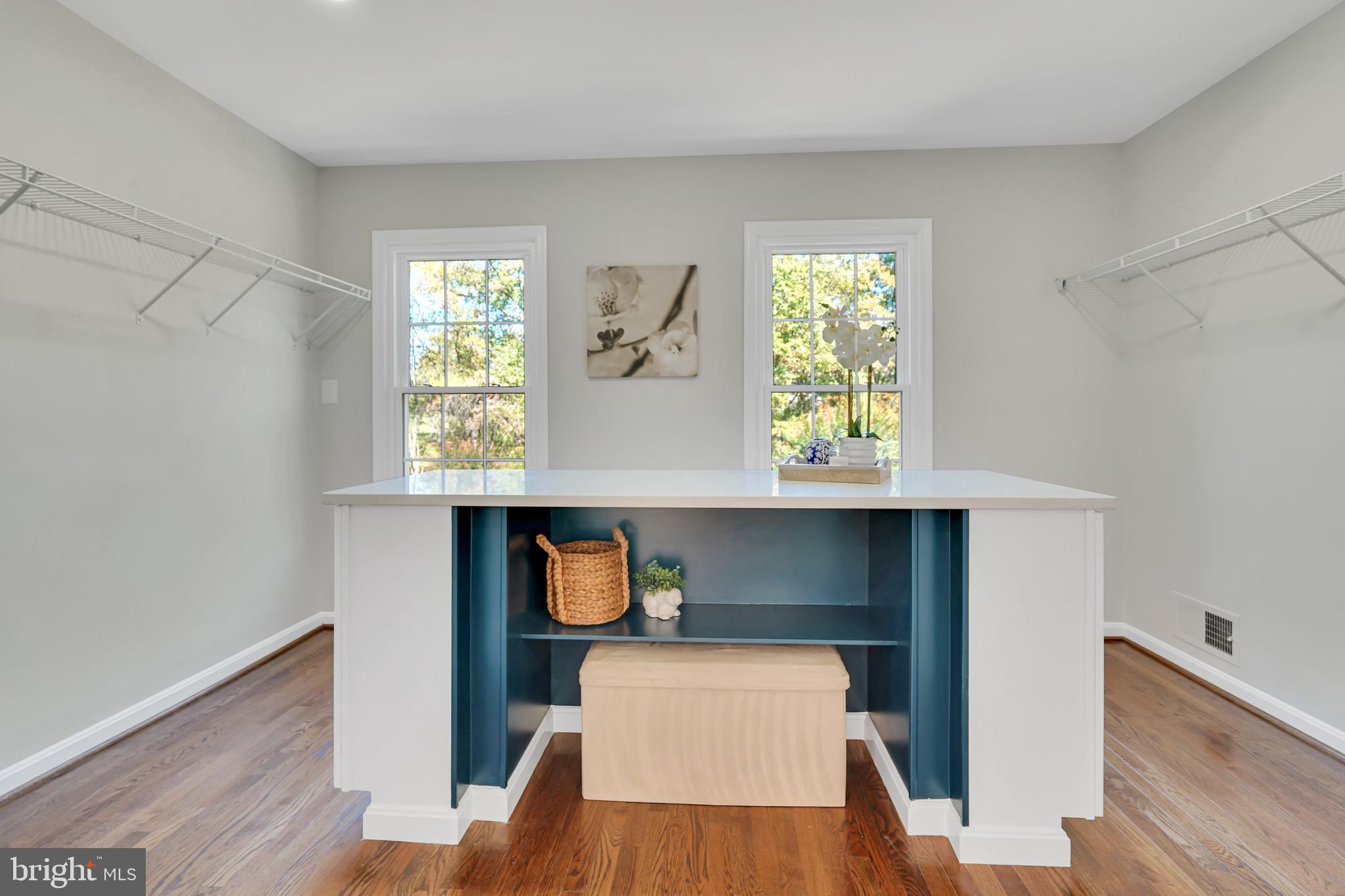 HICKORY CREEK - Residential