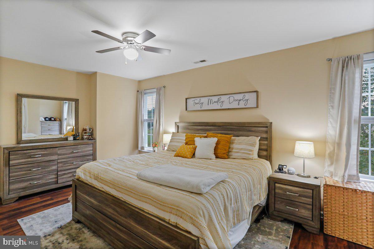 MADISON VILLAGE - Residential