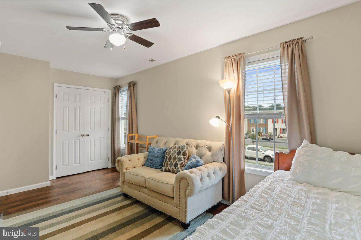 MADISON VILLAGE - Residential