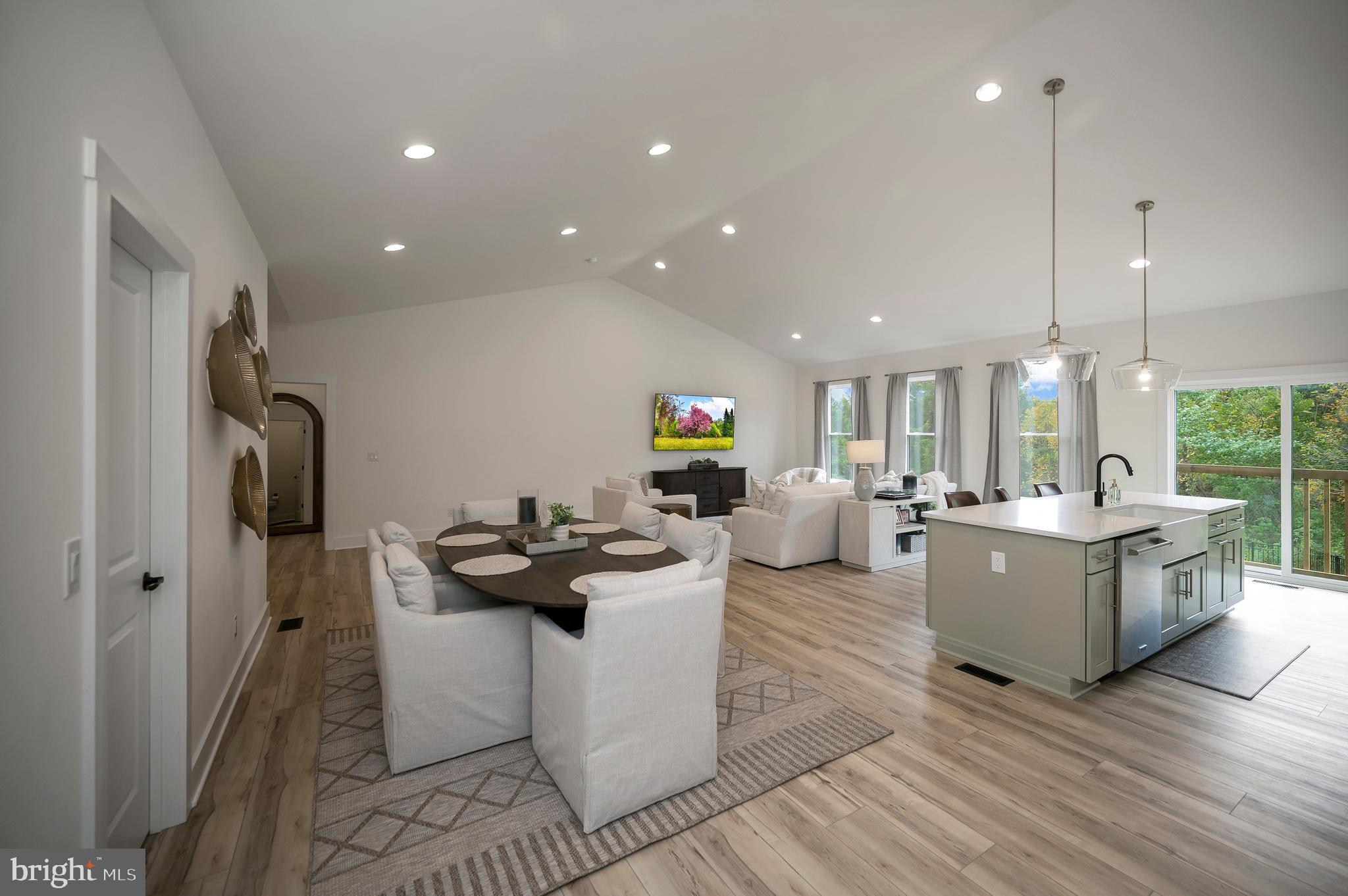 MASSADALE - Residential