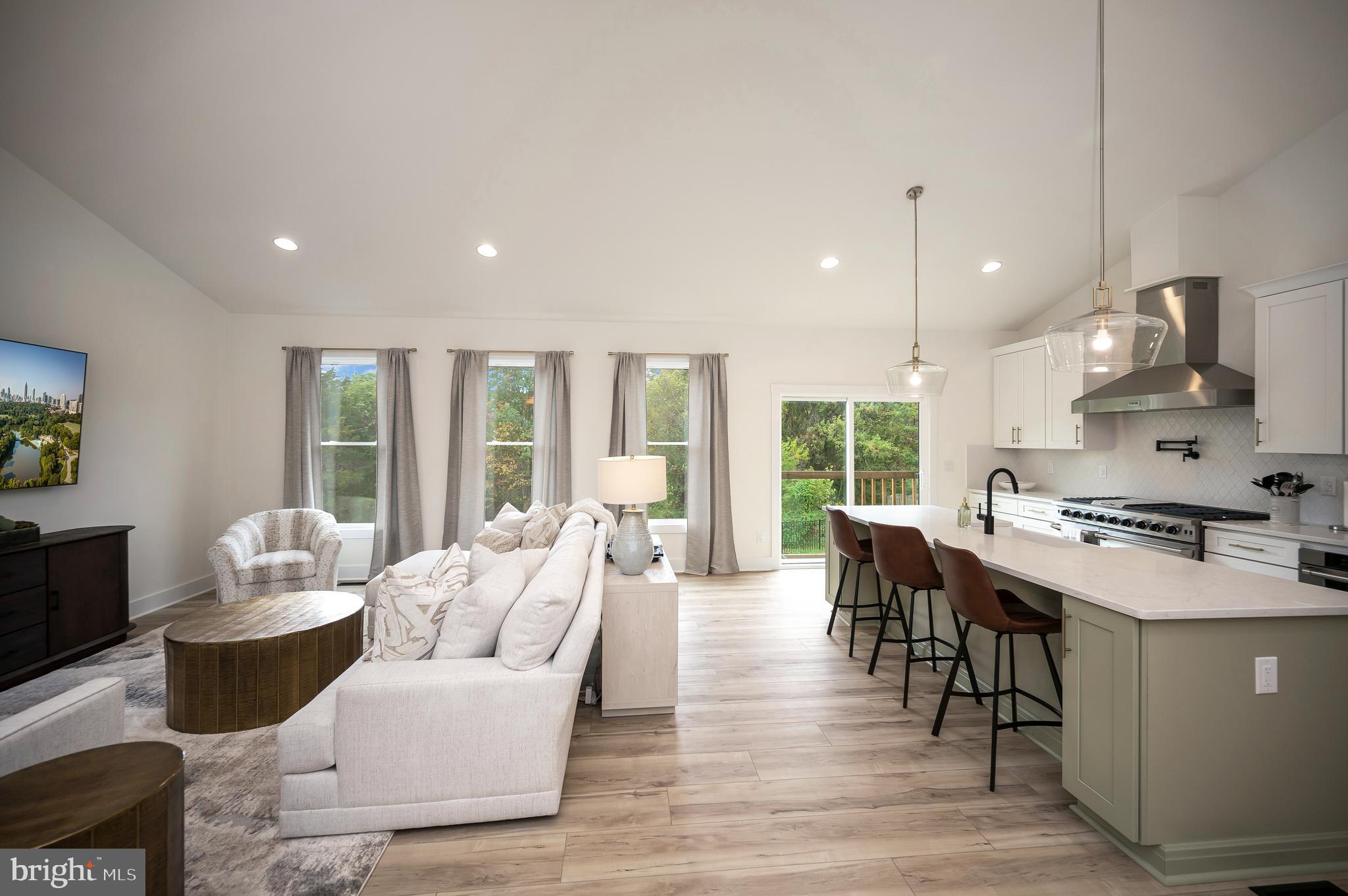 MASSADALE - Residential