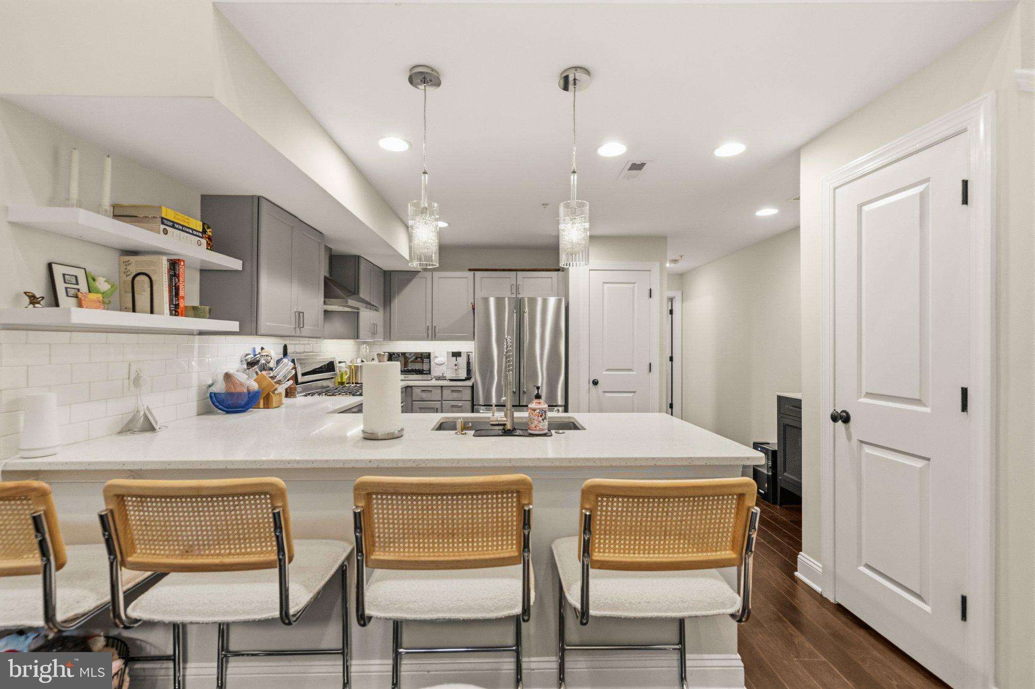 1433 K STREET SE 101