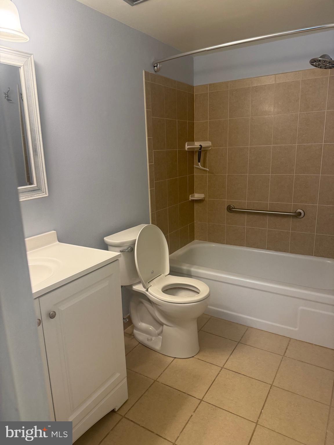 OLD FORGE CROSSING - Residential Lease