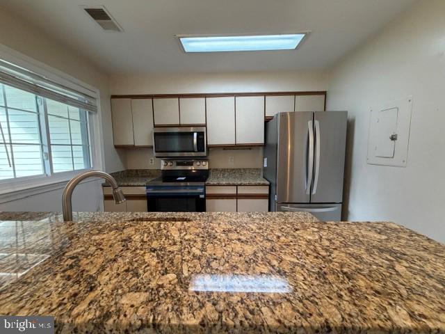 12948 GRAYS POINTE ROAD 12948B