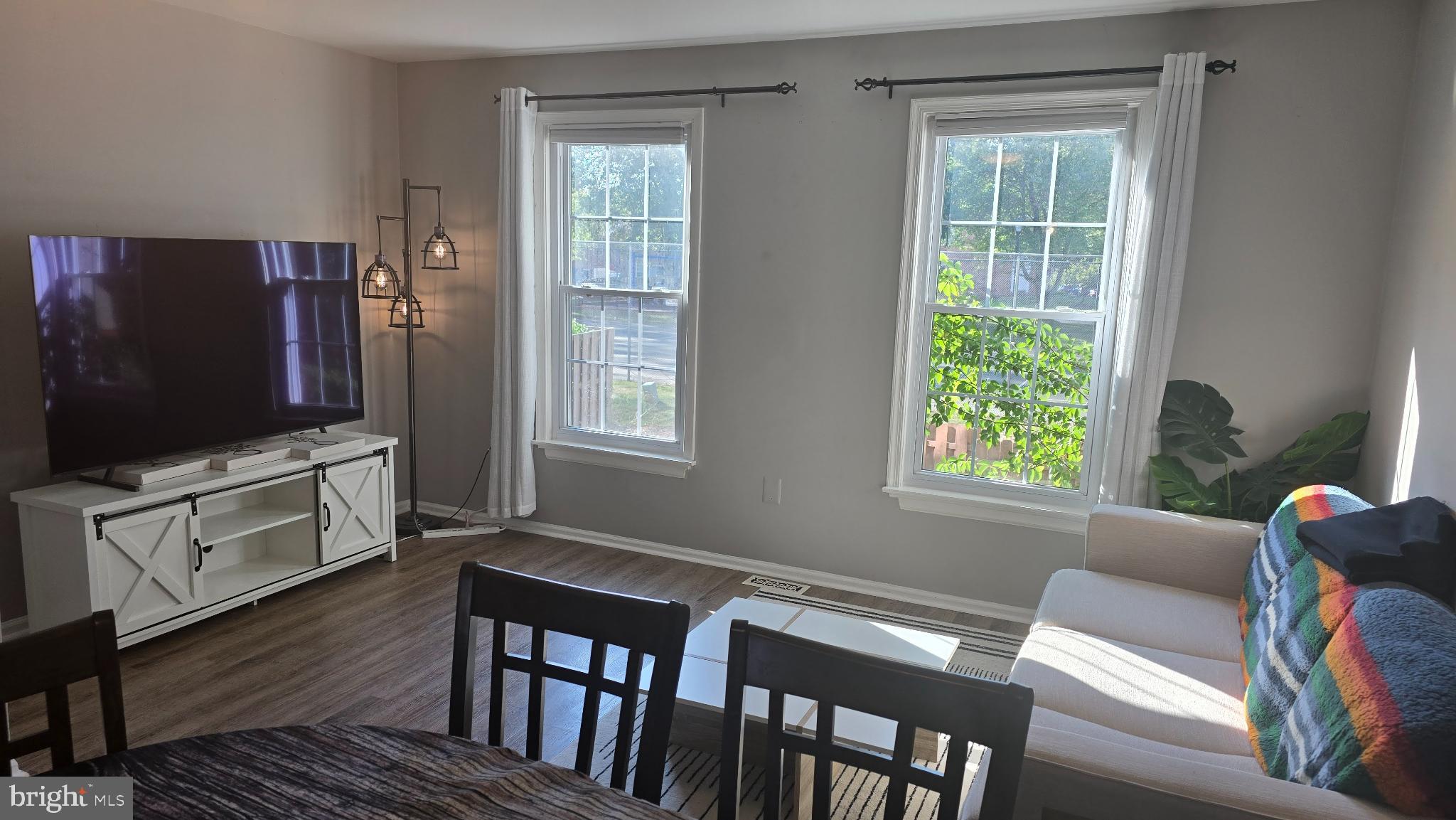 This charming Colonial townhouse in the desirable Marble Hill community offers a perfect blend of comfort and convenience. With 1,408 sq. ft. of thoughtfully designed space, this home features 2 cozy bedrooms, 1 full bathroom and 2 powder rooms, ideal for relaxation and everyday living. The traditional floor plan includes a combination dining and living area, perfect for entertaining or quiet evenings at home. Enjoy the convenience of a well-equipped kitchen with a built-in microwave, dishwasher, and electric oven.
The community boasts fantastic amenities, including tennis courts and playgrounds, making it a wonderful place for leisure and recreation. Sidewalks throughout the neighborhood encourage strolls and foster a sense of community.
This property is available for lease starting October 1, 2025, with flexible lease terms ranging from 12 to 24 months. Rent includes HOA fees, ensuring a hassle-free living experience. Assigned parking is available for your convenience.