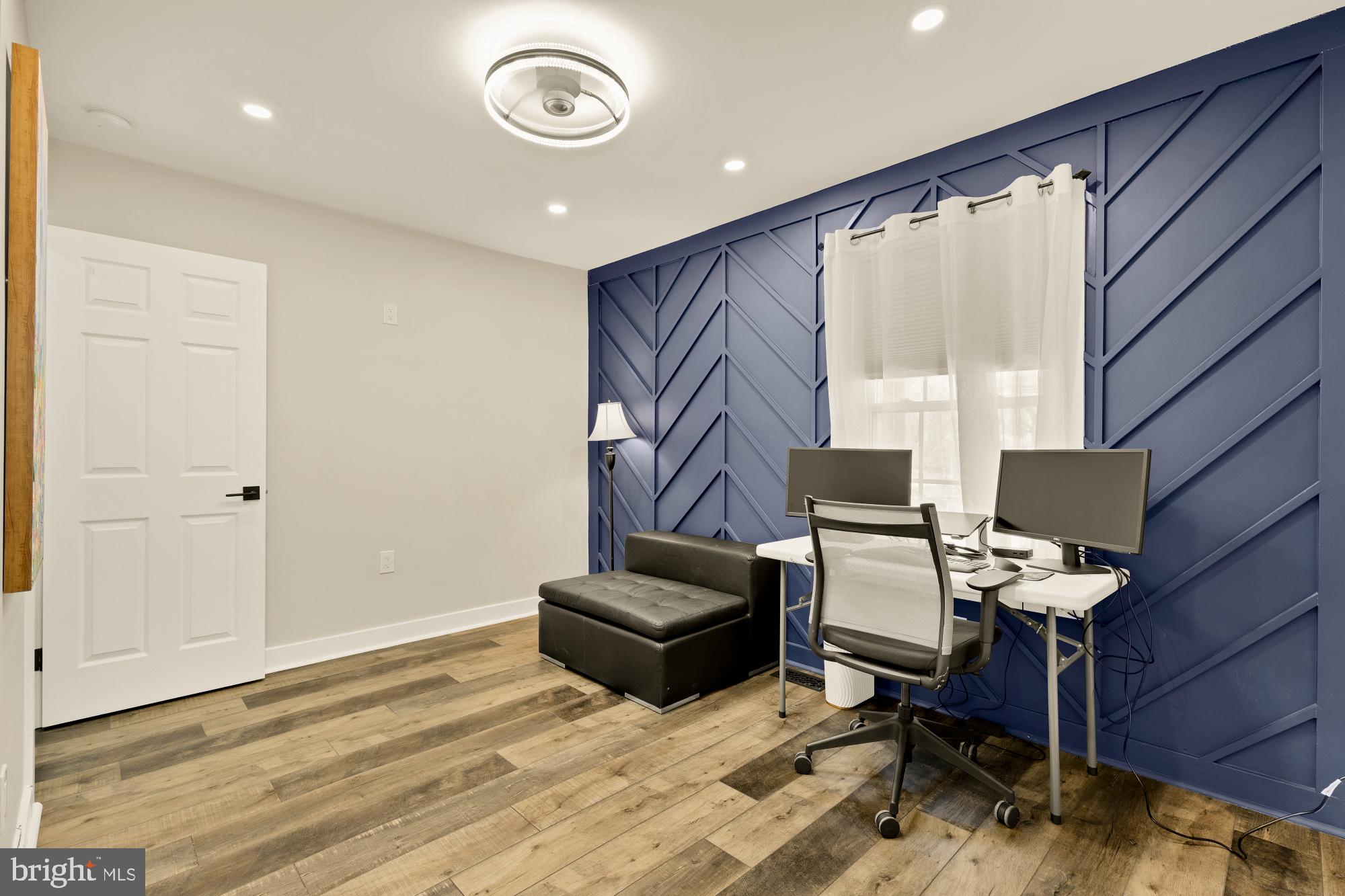 ROCK CREEK PALISADES - Residential