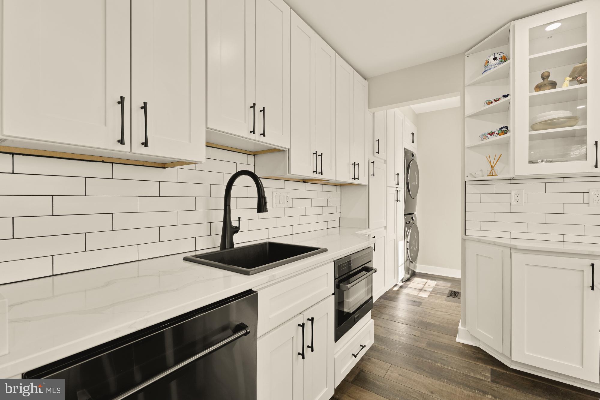 ROCK CREEK PALISADES - Residential