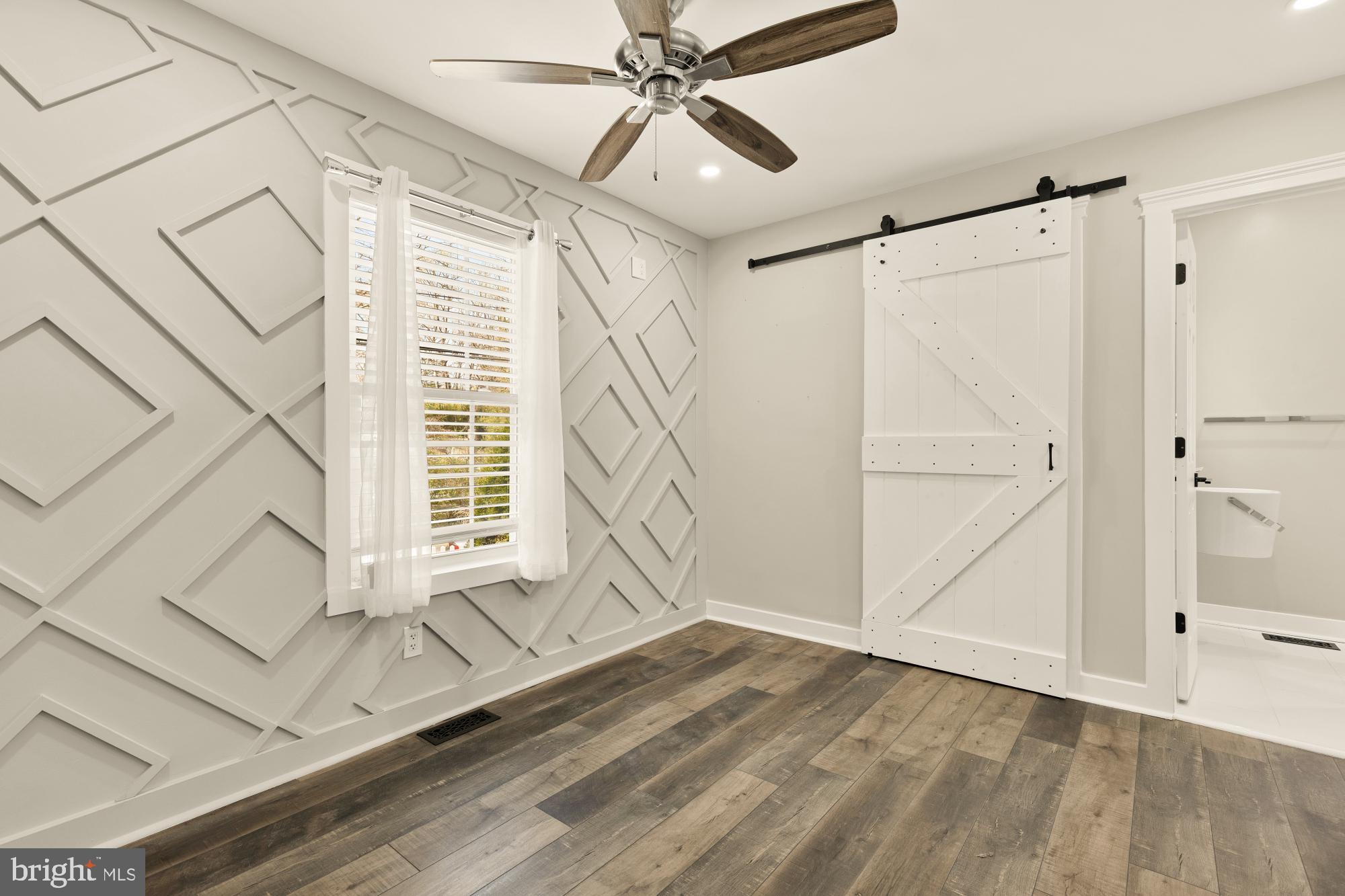 ROCK CREEK PALISADES - Residential