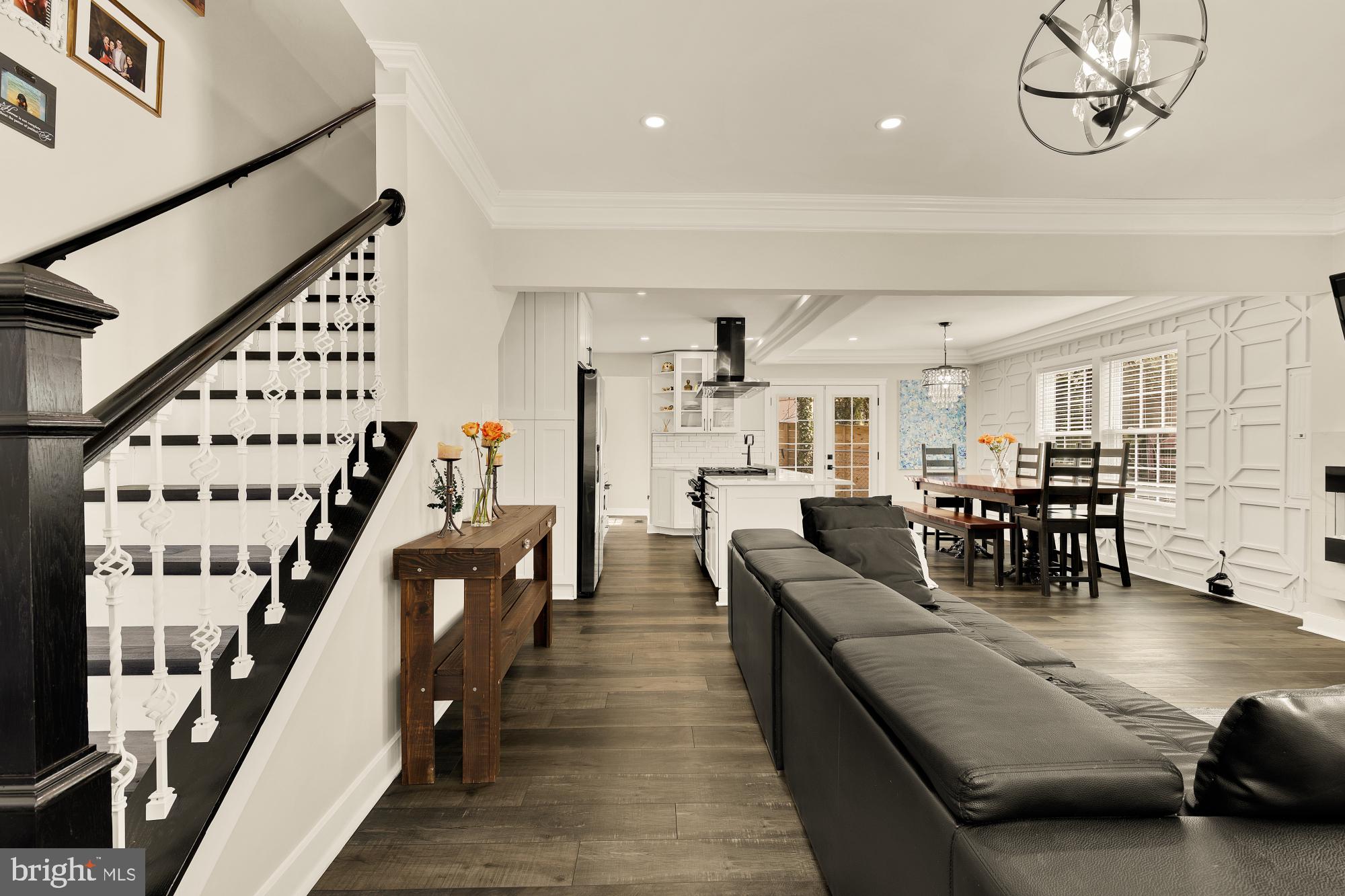 ROCK CREEK PALISADES - Residential