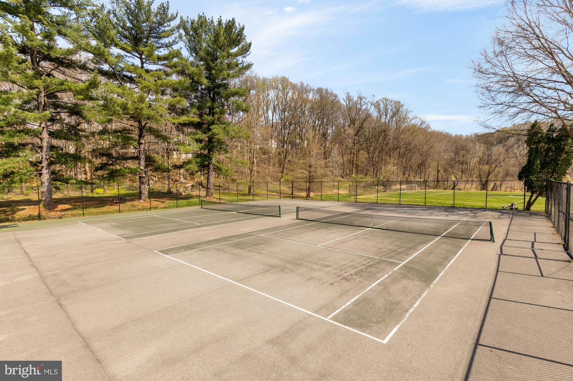 ROCK CREEK PALISADES - Residential